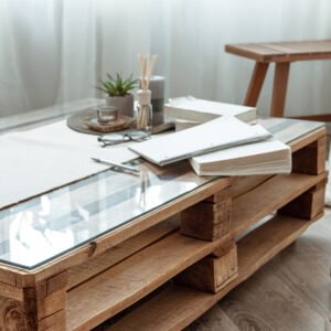 Mesa de Pallet: Sustentabilidade e Estilo em um Projeto