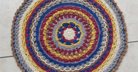 Tapete Colorido de Crochê: 5 Dicas + Fotos de Inspiração