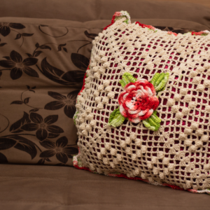 Capa de Almofada de Crochê: 5 Dicas + Fotos de Inspiração