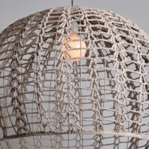 Luminária de Crochê: Transforme Fios em Arte para sua Casa