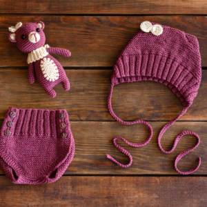 Chapéu e Short para Bebê de Tricô: Crie Peças Encantadoras
