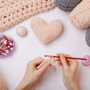 Crochê Minimalista no Inverno: Como Criar Peças Neutras e Elegantes